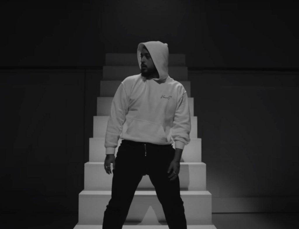 Slimane S’offre Une « Dernière Danse » Pour Son Cover D’Octobre - Syma ...