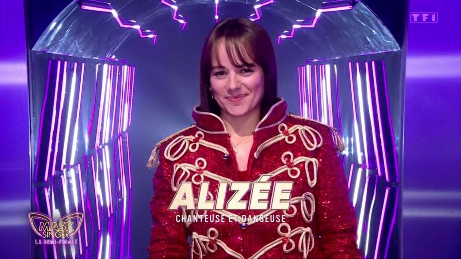 Alizée - Mask Singer