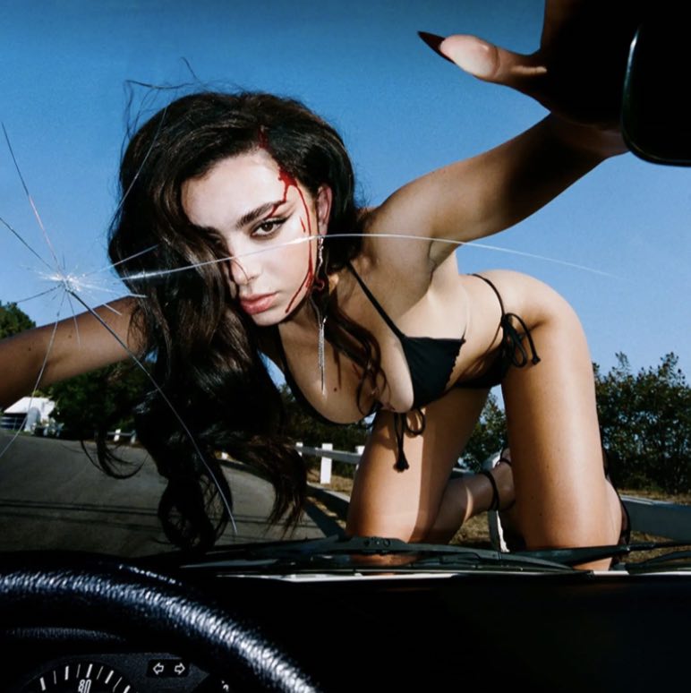 Charli XCX - Crash -